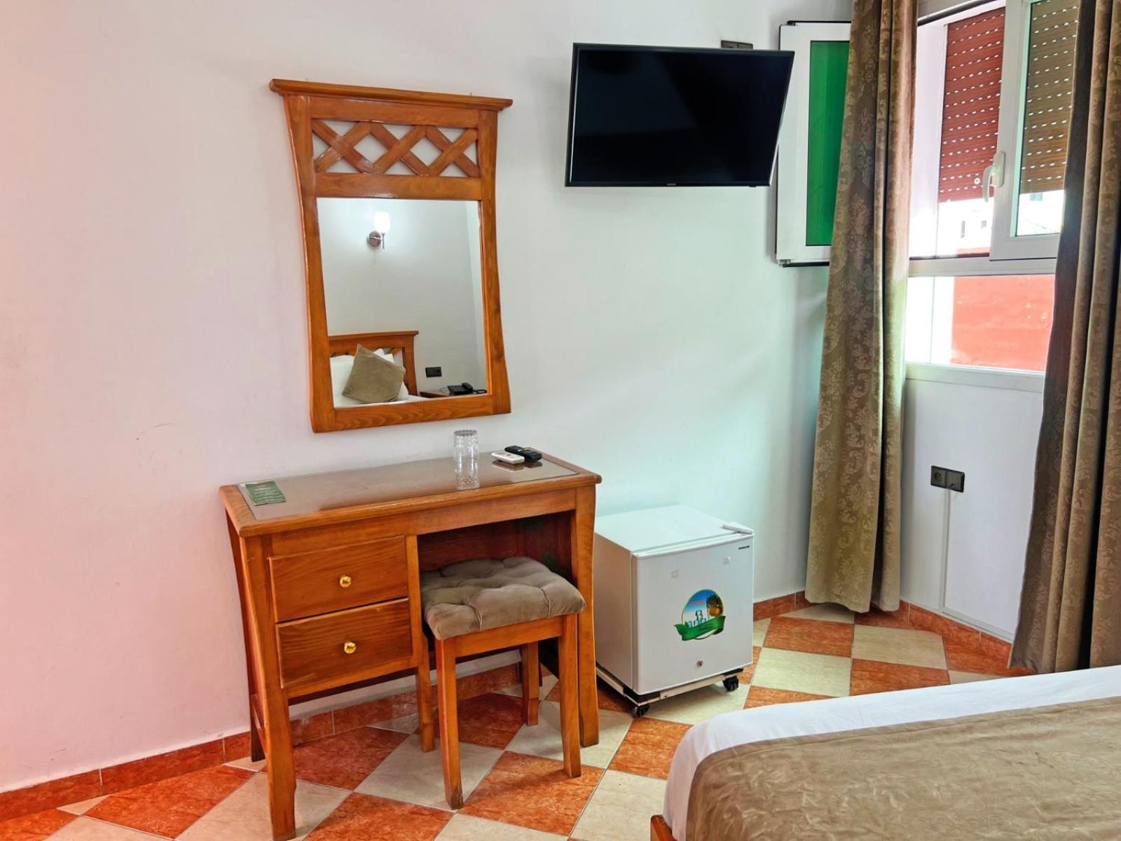 Hotel Marco Polo à Tanger Extérieur photo
