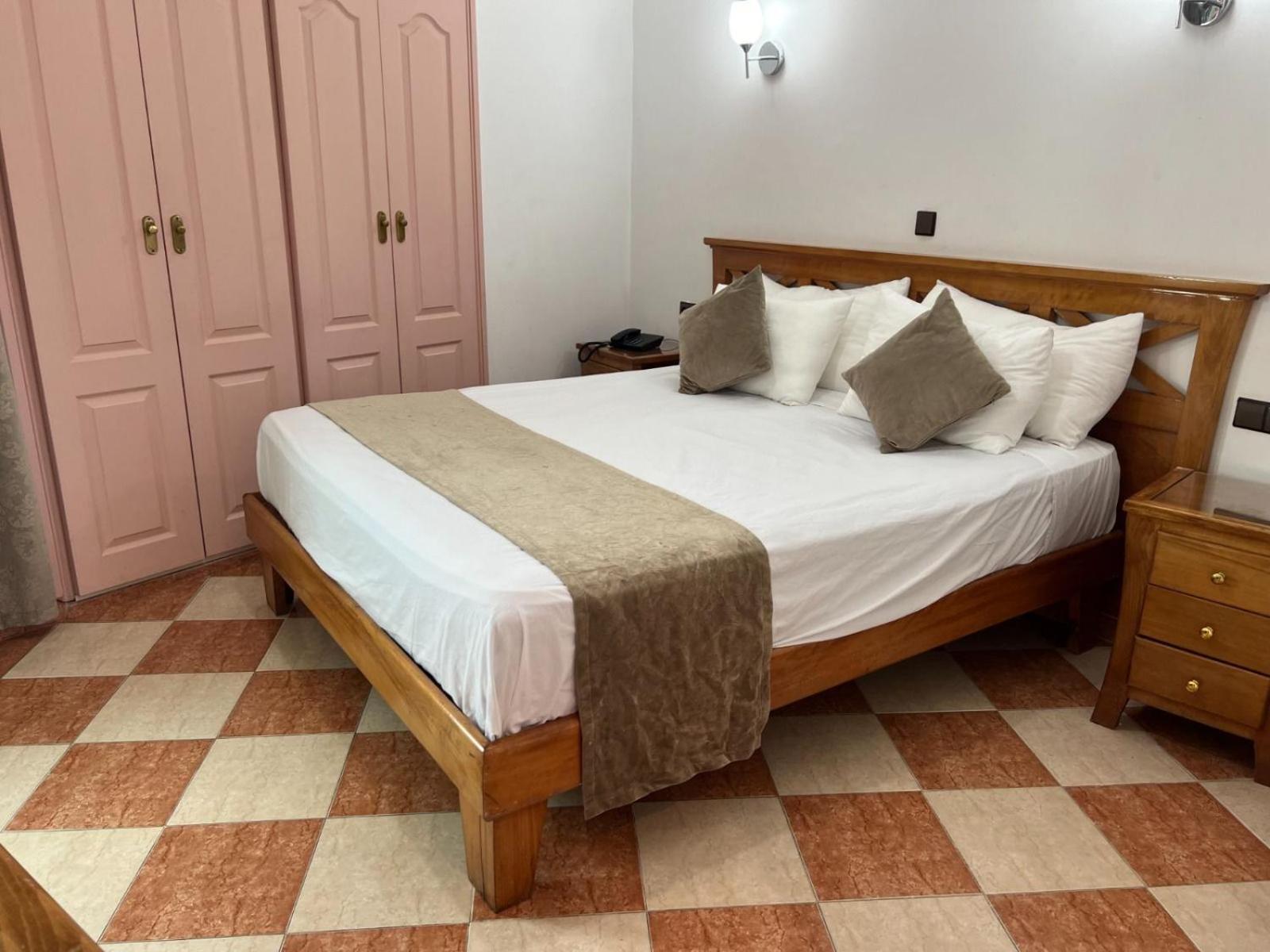 Hotel Marco Polo à Tanger Extérieur photo